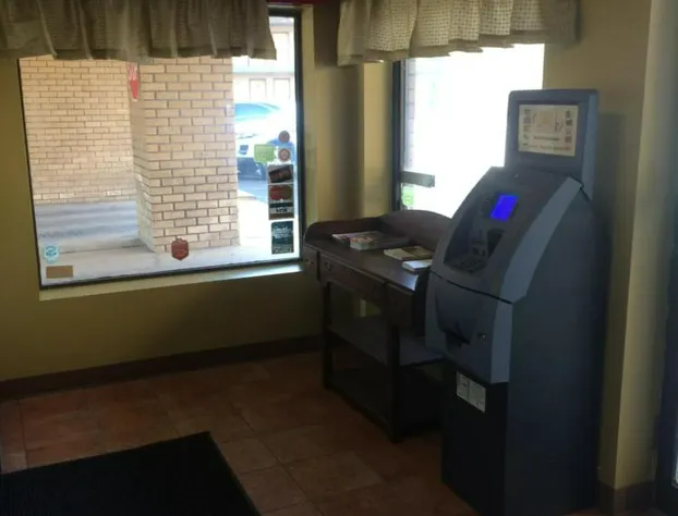 Hudson Plaza Motel Bayonne / Jersey City hotel detail image 2