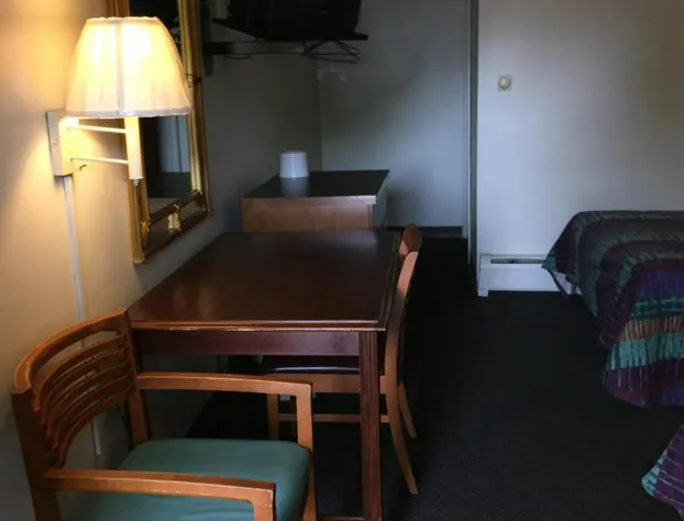 Hudson Plaza Motel Bayonne / Jersey City hotel detail image 4