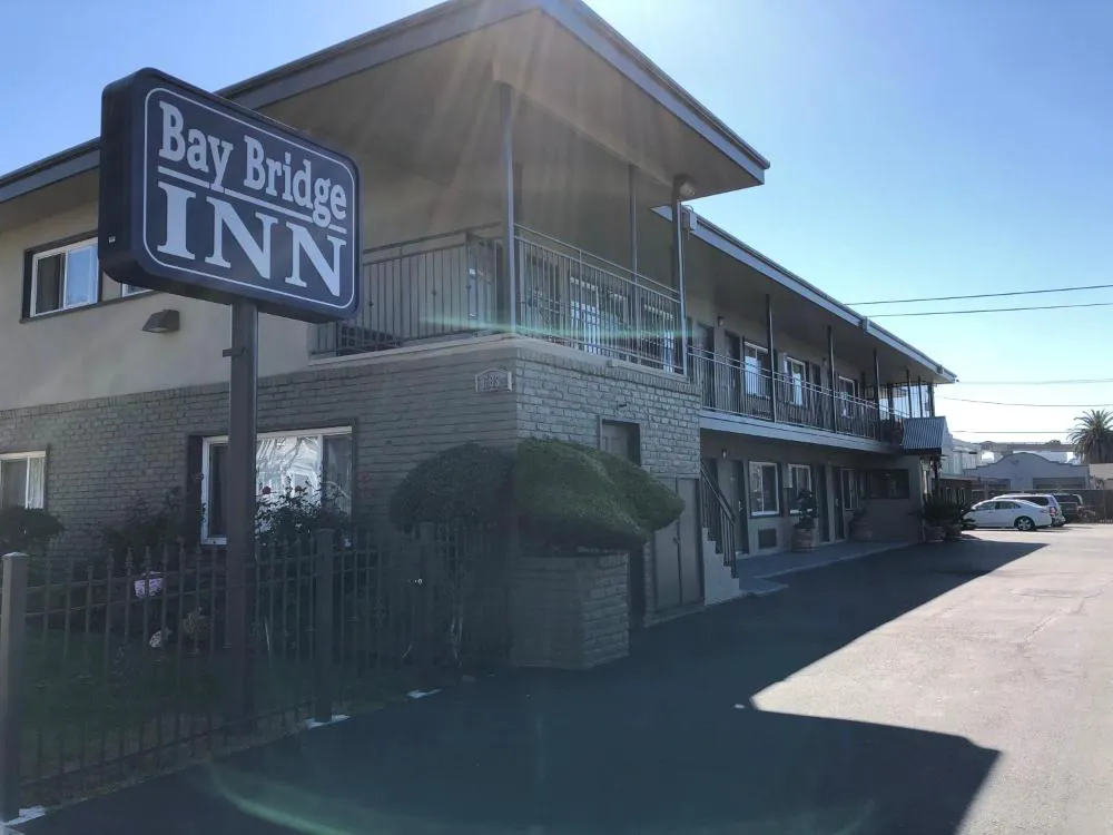 Bay Bridge Inn hotel hero