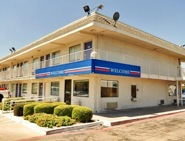 Motel 6 Irving, TX - Dallas hotel detail image 4
