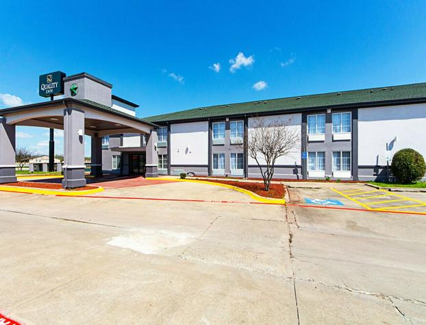 Quality Inn Greenville I-30 hotel detail image 3
