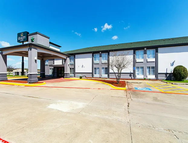 Quality Inn Greenville I-30 hotel detail image 1