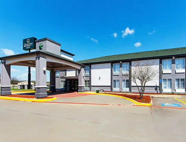 Quality Inn Greenville I-30 hotel detail image 1