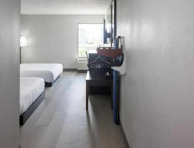 B&B Hotel Miami Airport hotel detail image 3