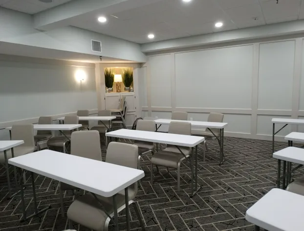 Sonesta Essential Hotels Overland Park hotel detail image 4