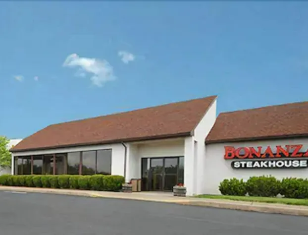 Quality Inn New Columbia–Lewisburg hotel detail image 1