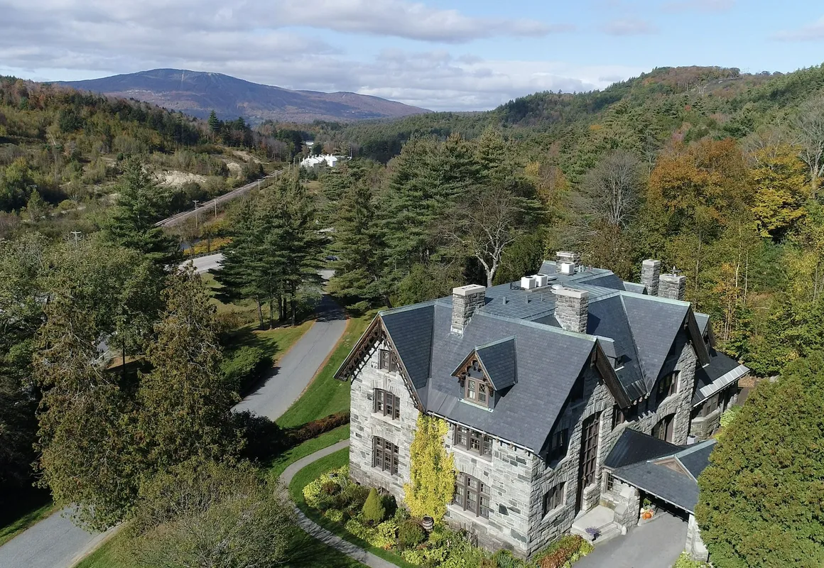 Castle Hill Resort And Spa hotel hero