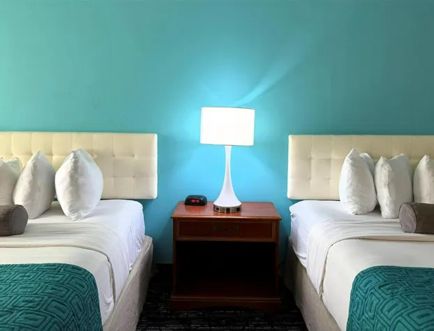 Howard Johnson by Wyndham Evansville East hotel detail image 3