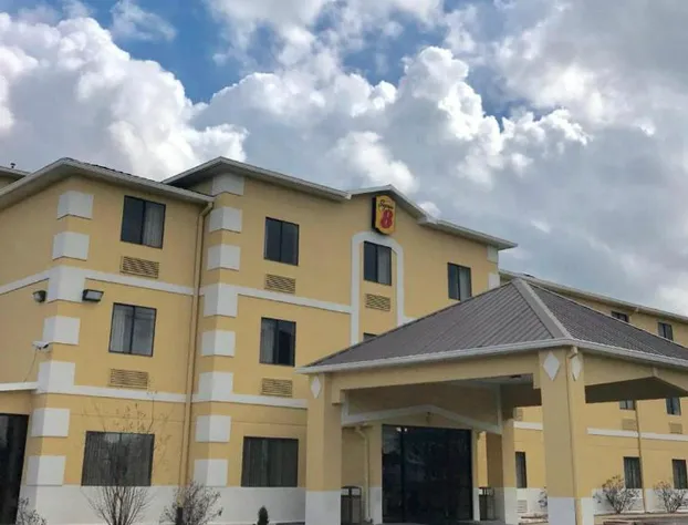 Super 8 by Wyndham Jackson/Ridgeland hotel detail image 1