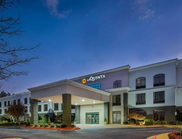 La Quinta Inn & Suites by Wyndham Kennesaw hotel detail image 2