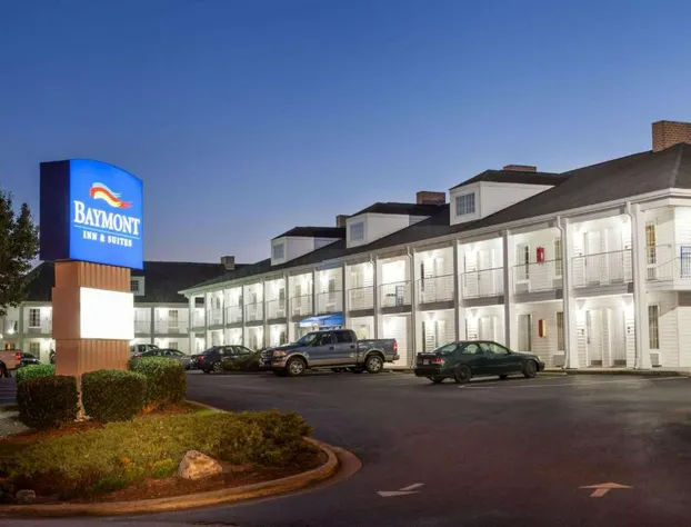 Baymont by Wyndham Hickory hotel detail image 1
