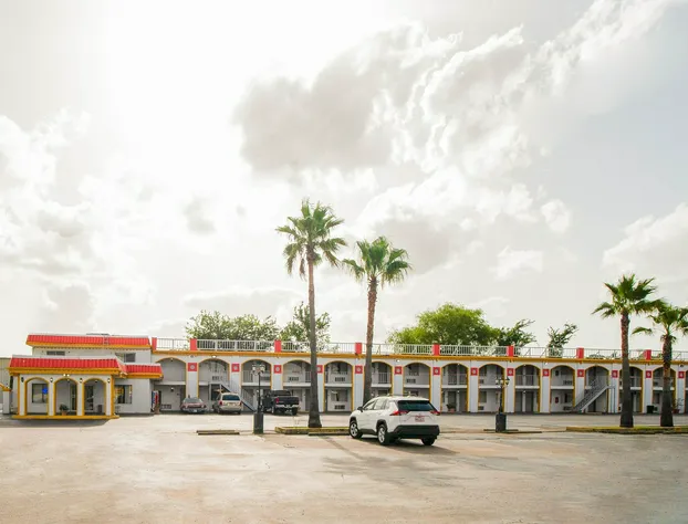 Hotel O Grand Inn Channelview I-10 hotel detail image 1