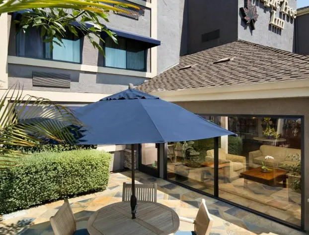 Maple Tree Inn hotel detail image 2