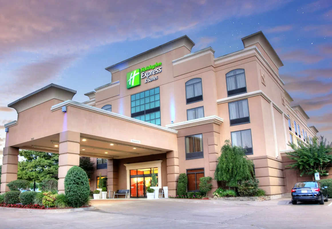 Holiday Inn Express Suites South - Tyler by IHG hotel hero