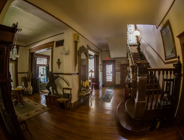 Beall Mansion An Elegant Bed & Breakfast Inn hotel detail image 3