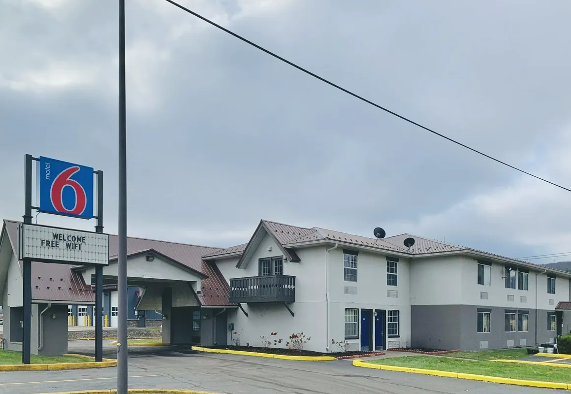 Motel 6 McGraw, NY - Cortland hotel hero