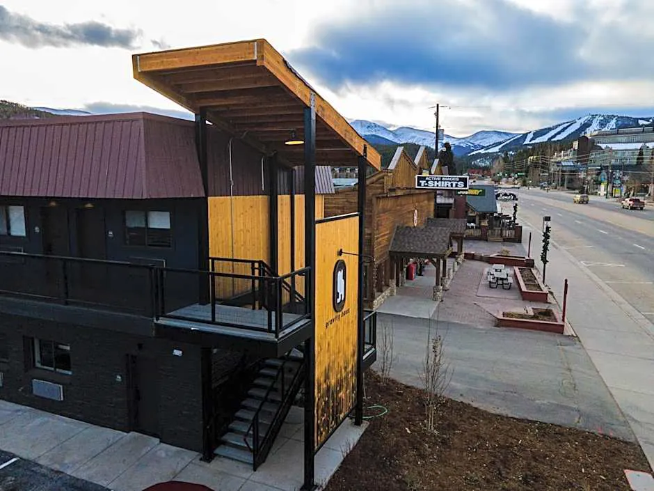 Gravity Haus Winter Park hotel hero