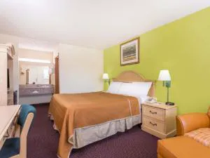 Travelodge by Wyndham Cordele hotel detail image 1