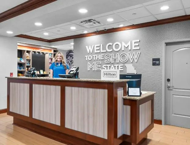 Hampton Inn & Suites St. Louis/South I-55 hotel detail image 2