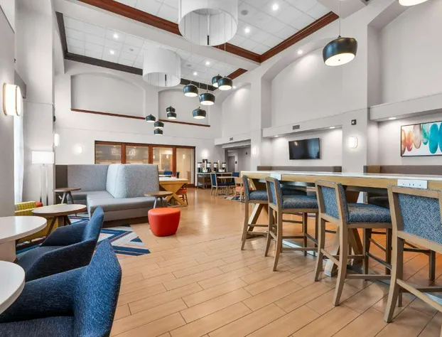 Hampton Inn & Suites St. Louis/South I-55 hotel detail image 3