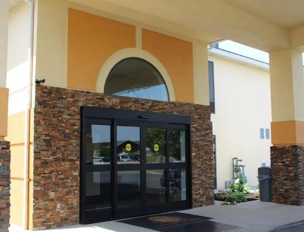 Super 8 by Wyndham Shepherdsville / Louisville South I65 hotel detail image 4