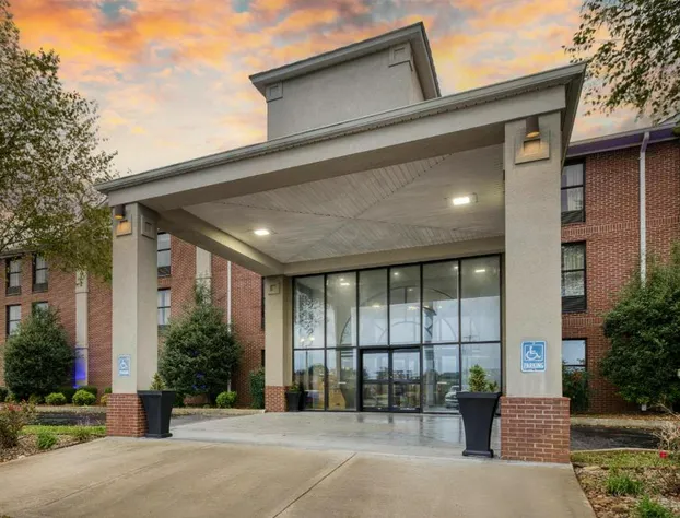 Best Western Lake Cumberland Inn hotel detail image 1