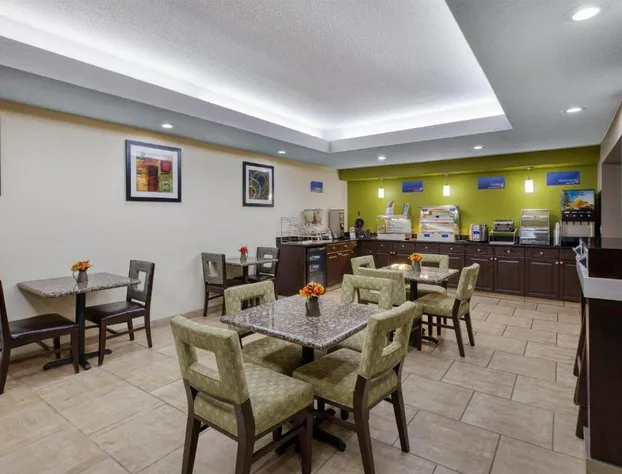 Best Western Lake Cumberland Inn hotel detail image 2