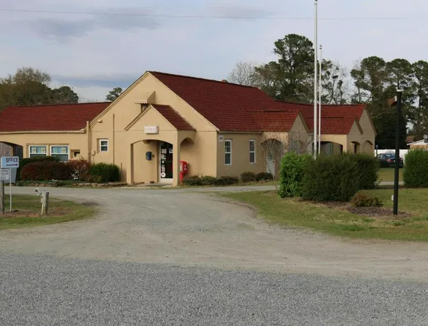 Four Oaks Lodging & RV Resort hotel detail image 4