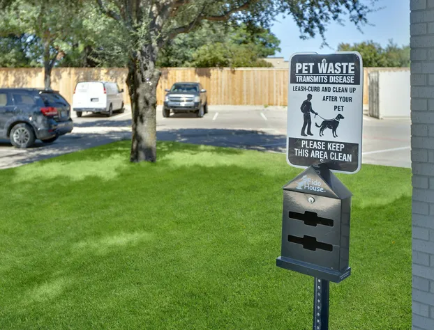 Holiday Inn Express Hotel & Suites Dallas - Duncanville by IHG hotel detail image 4