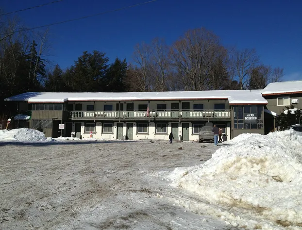 Happy Bear Motel hotel detail image 1