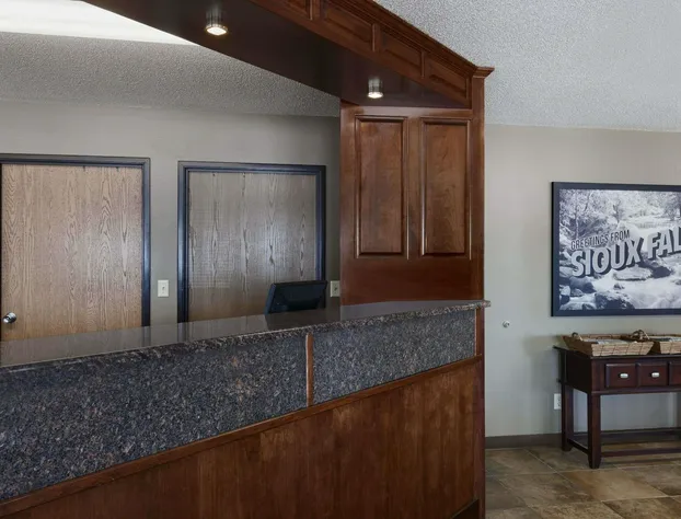 Super 8 by Wyndham Sioux Falls/41st Street hotel detail image 1