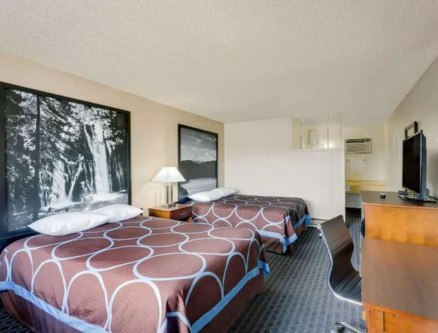 Super 8 by Wyndham Alturas hotel detail image 2
