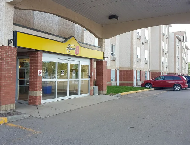 Super 8 by Wyndham Fort Nelson BC hotel detail image 1