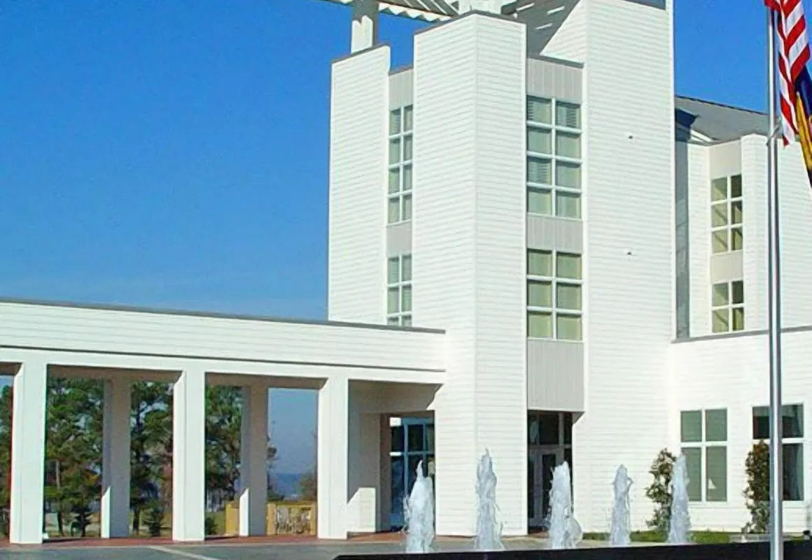 Lake Blackshear Resort & Golf Club hotel hero