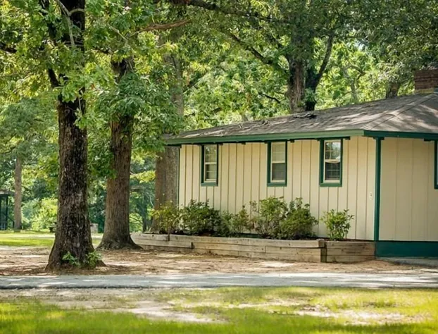 Lake Blackshear Resort & Golf Club hotel detail image 1
