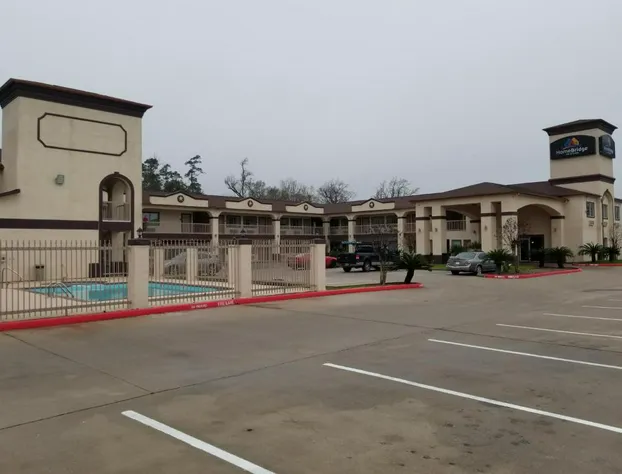 HomeBridge Inn and Suites hotel detail image 4