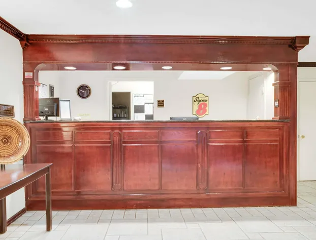 Super 8 by Wyndham Big Spring TX hotel detail image 2