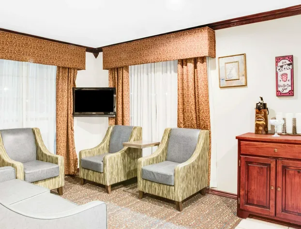 Super 8 by Wyndham Big Spring TX hotel detail image 3