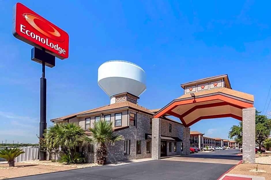 Econo Lodge Near Lackland Air Force Base - SeaWorld hotel hero