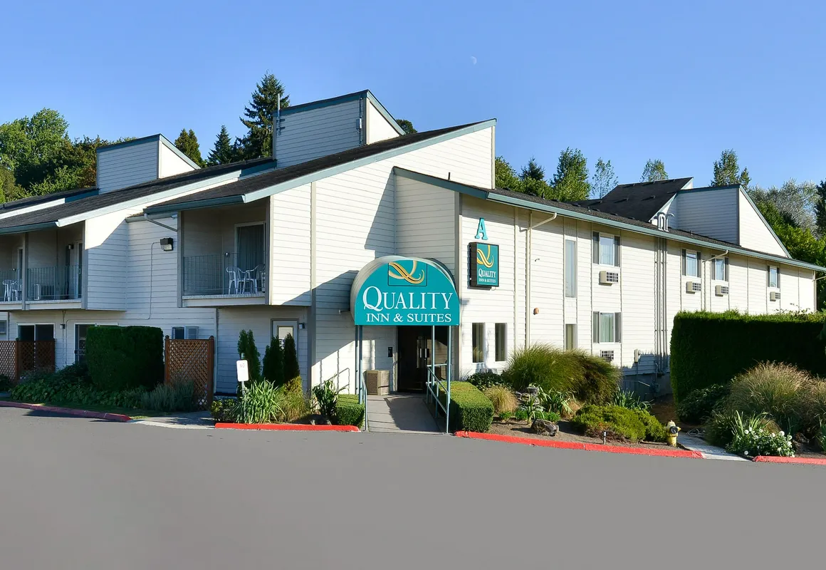 Quality Inn & Suites Vancouver - Hazel Dell hotel hero