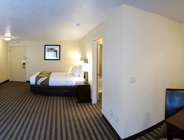 Quality Inn & Suites Vancouver - Hazel Dell hotel detail image 4