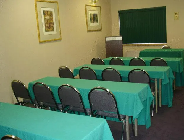 Americas Best Value Inn Phillipsburg hotel detail image 3
