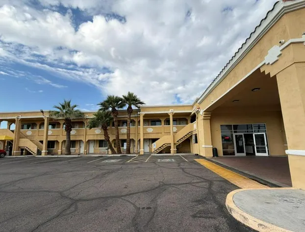 Valley Inn hotel detail image 4