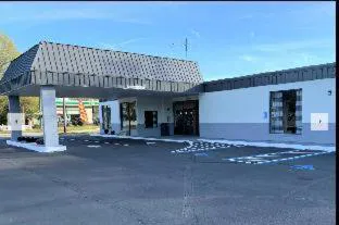 Baymont by Wyndham Cheraw hotel detail image 2