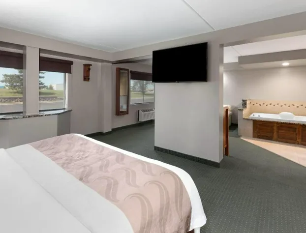 Baymont by Wyndham Jamestown Conference Center & Water Park hotel detail image 4