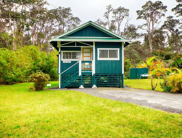 Lava Lodge at Hale Kilauea hotel detail image 2