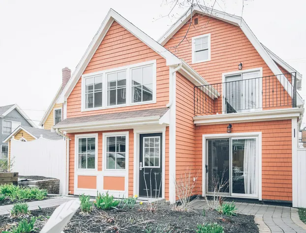 The Great George hotel detail image 1