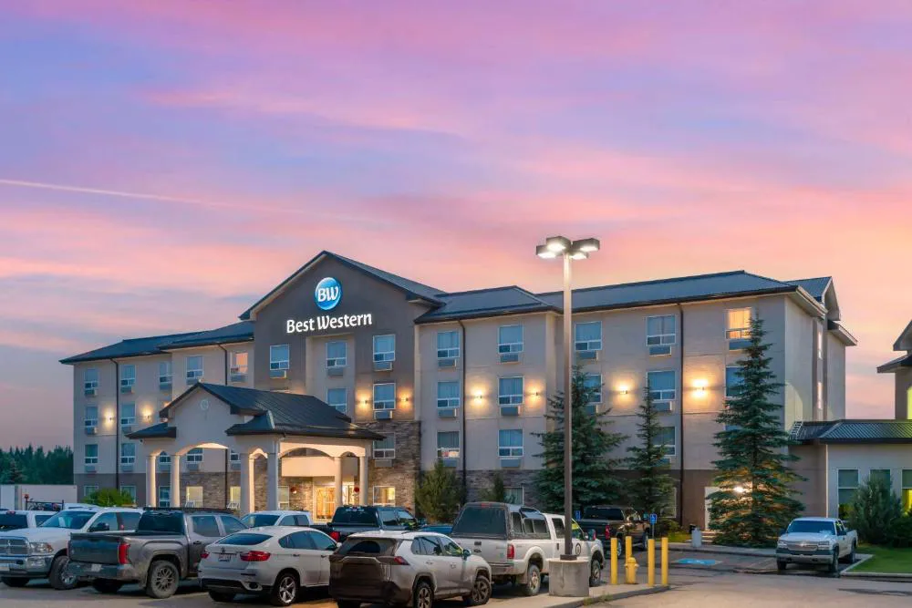 Best Western Rocky Mountain House Inn & Suites hotel hero