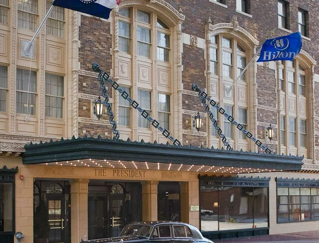 Hilton President Kansas City hotel detail image 2