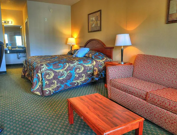 Quality Inn & Suites Victoria South hotel detail image 3